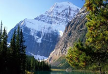 多多28：梦幻联动！法拉利官方晒周杰伦与周冠宇合照：Ciao，杰伦.